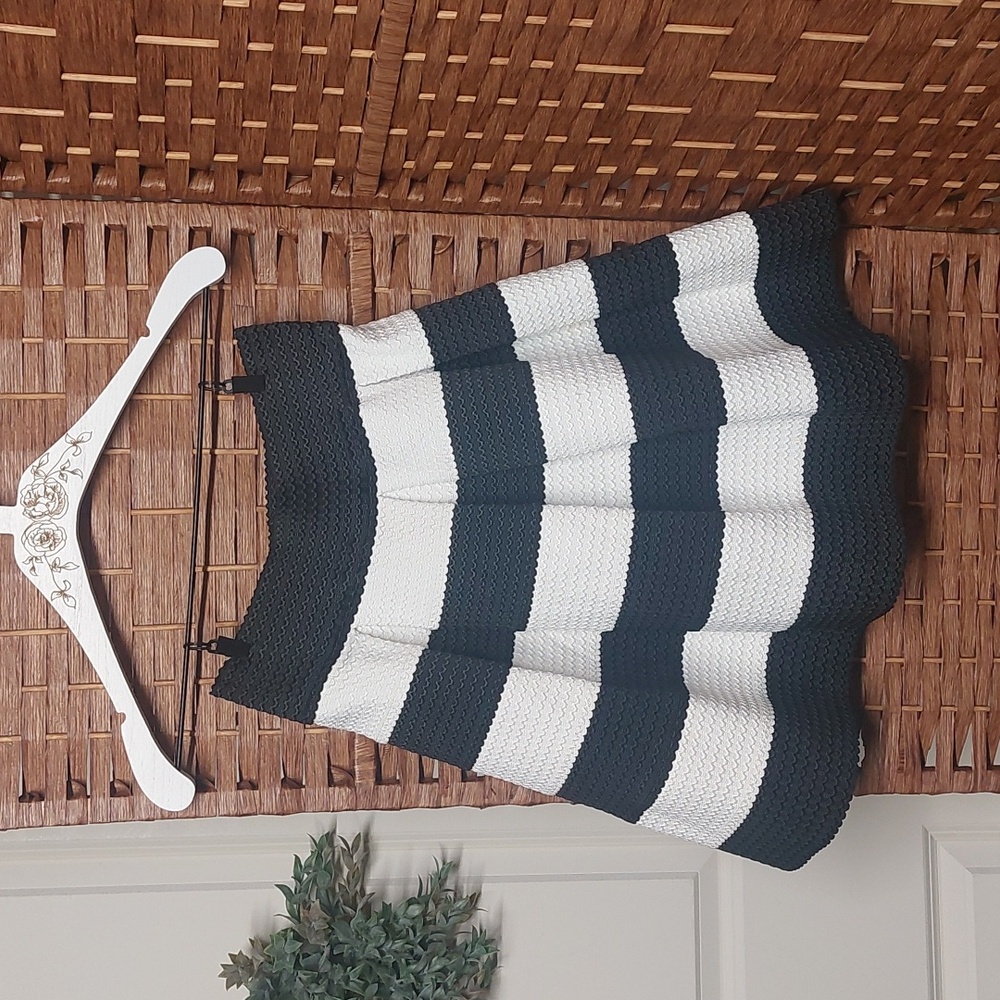 Xhilaration Bandage Skirt black and white small Beetlejuice - Picture 5 of 16